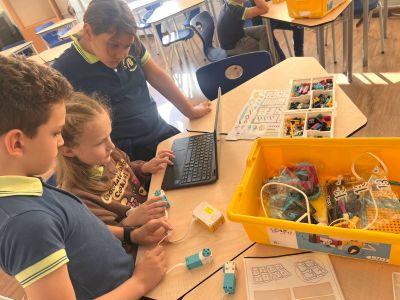 С LEGO срещу агресията в СУ "Екзарх Антим I" учениците се учат да решават споровете в екип! 5