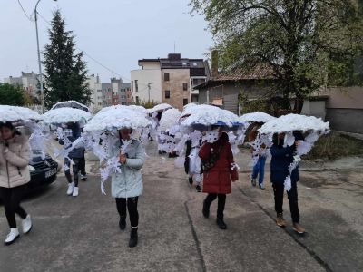 Нашето сияещо и магическо присъствие. 3