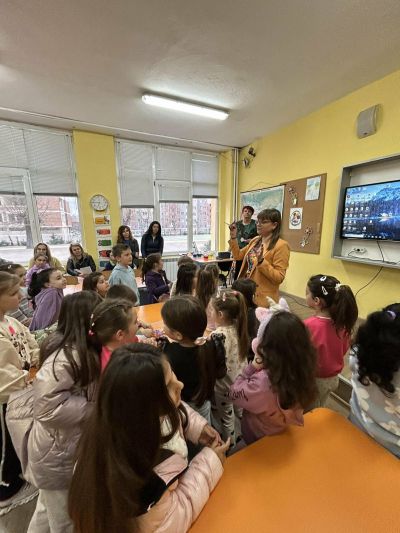 ПРИКЛЮЧЕНИЕТО "СМЕХОРАНЧО": ДЕН НА ОТВОРЕНИТЕ ВРАТИ В УЧИЛИЩЕ 6