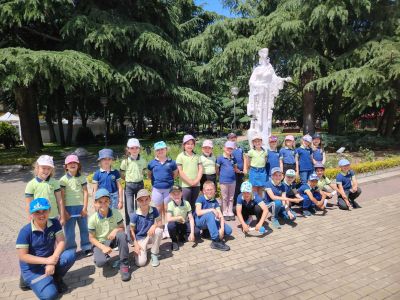 Весела ваканция първокласници! 2